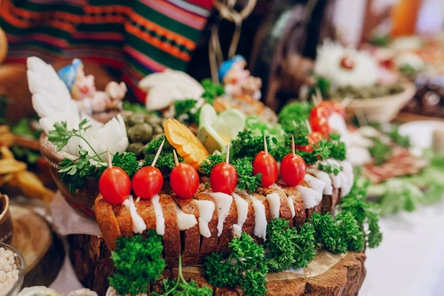 praznične jedi za božično zabavo v Sloveniji